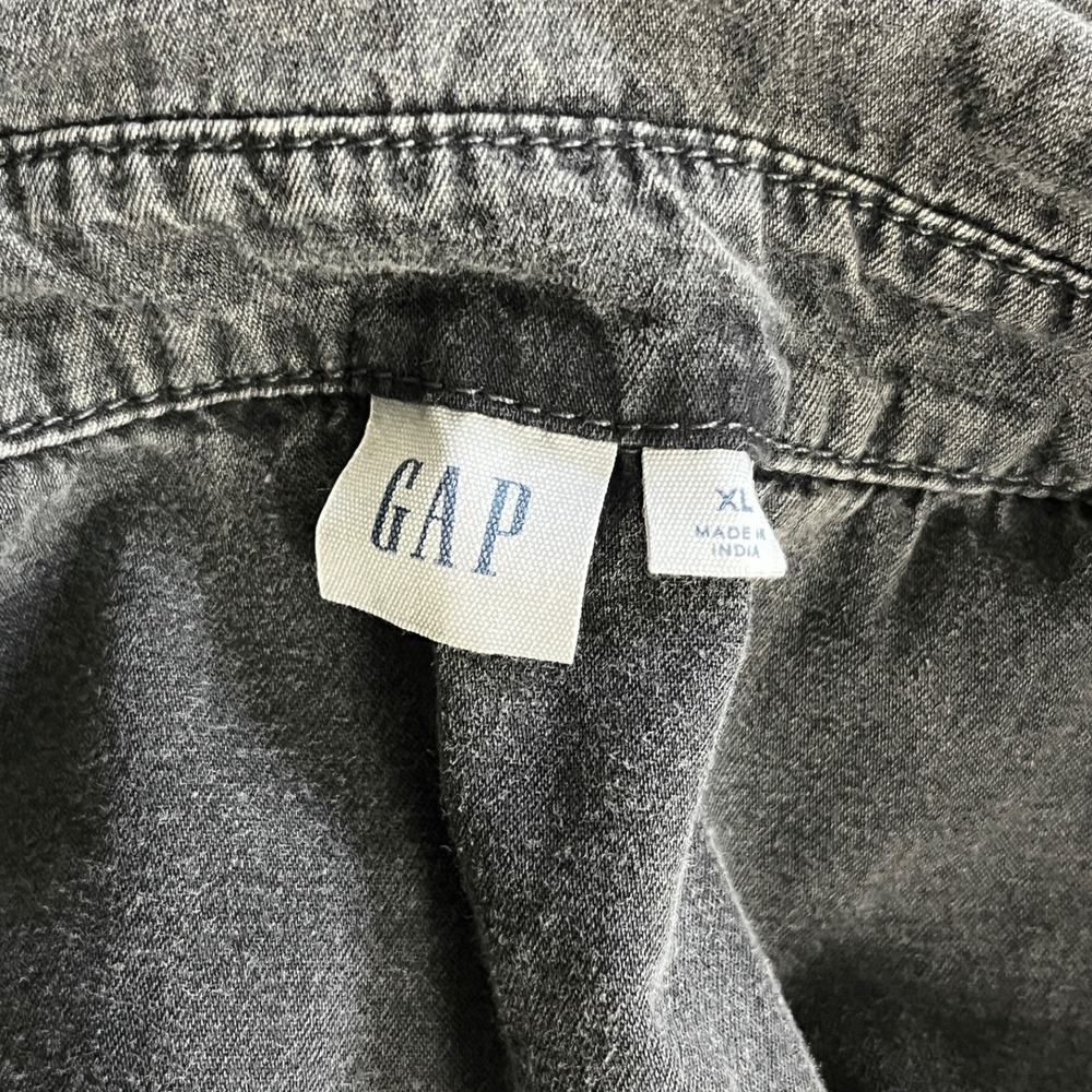 GAP Cropped Denim Button Up Shirt Top Womens XL Gray Long Sleeve Boxy - Picture 6 of 6